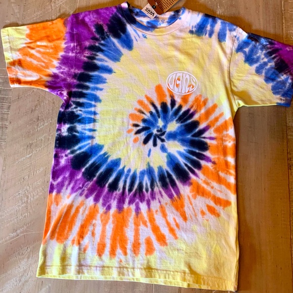 Vans Other - Vans MN Big Trip SS Tie NWT.   size Small